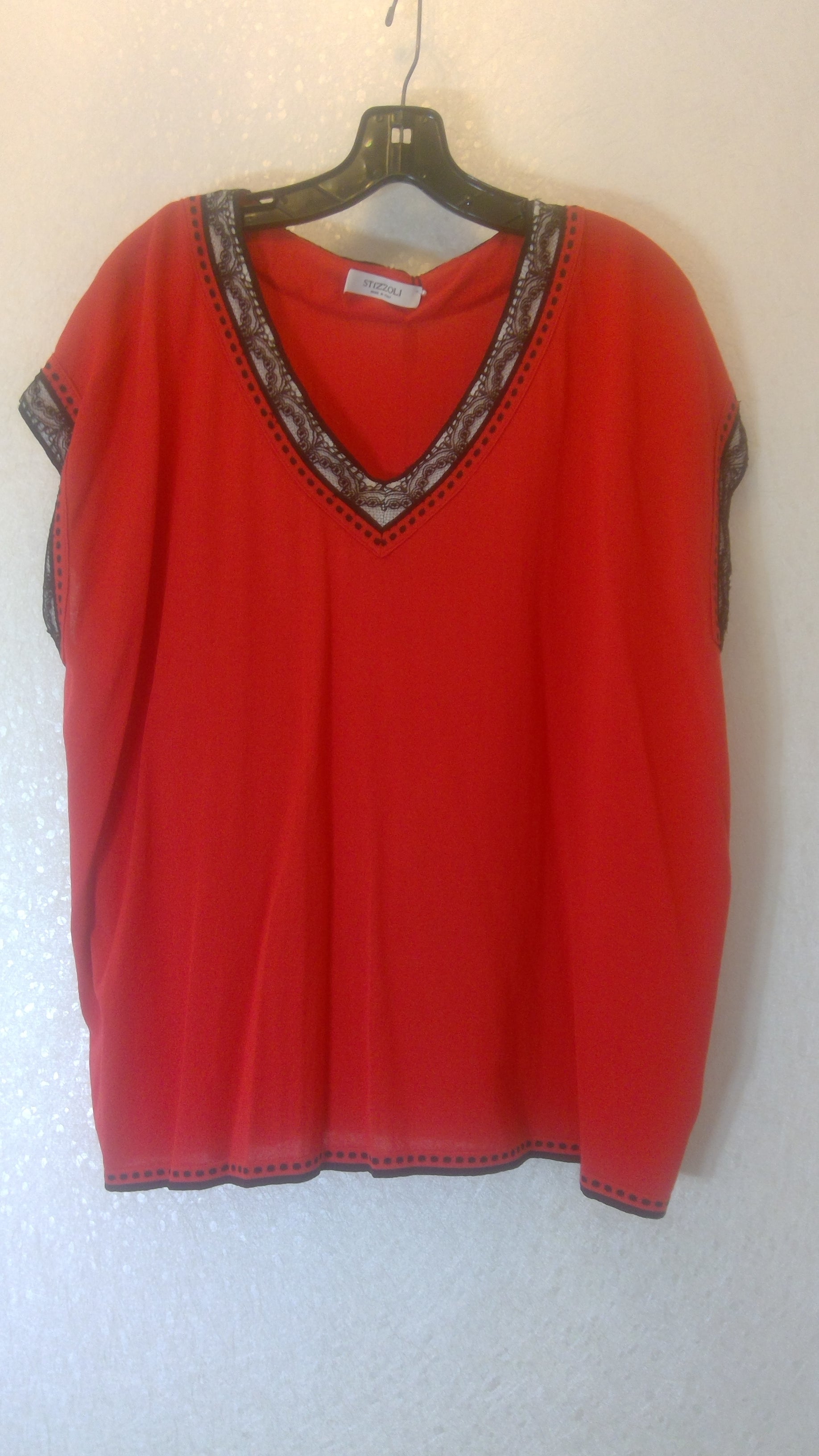 Sleeveless blouse from Italy