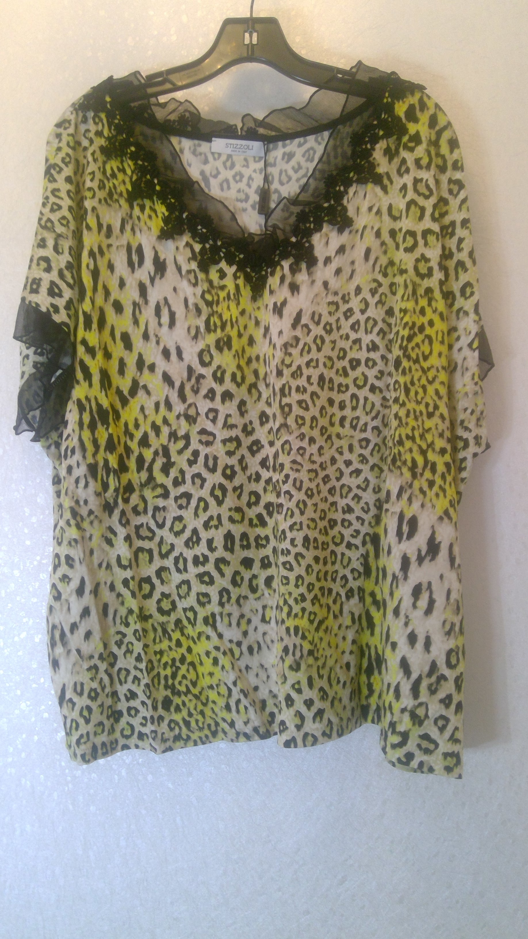 Short sleeve blouse from Italy