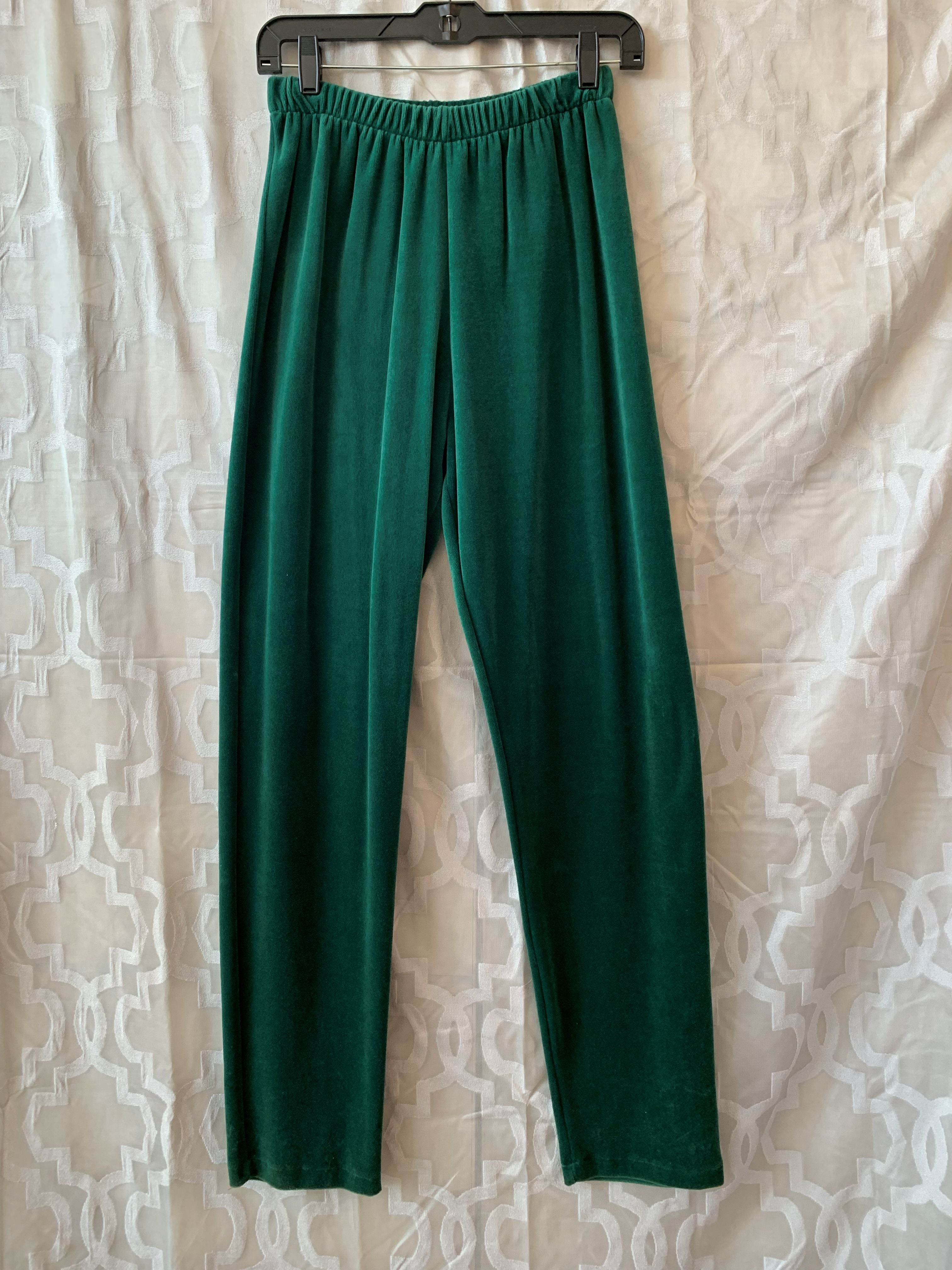 Green quilted jacket and pants set